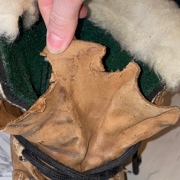 Sorel Caribou Leather Snow Boots Size 9